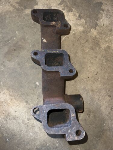 EXHAUST MANIFOLD FORD 3430 3500 3600 3600V 3610 3900 3910 3930 4000