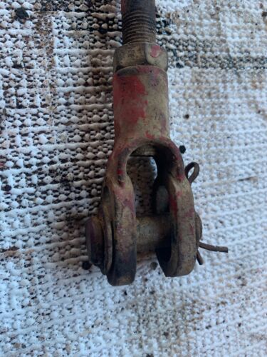 Farmall 300 350 Rowcrop Tractor TA torque amplifier linkage rod IH