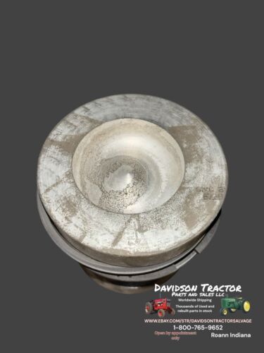 Genuine John Deere Piston Assy AR51799 New Old Stock