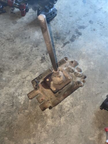 McCormick Farmall F20 tractor transmission cover panel gear shift shifter tower