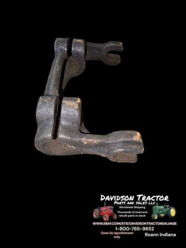 1961 Farmall IH 460 Diesel Tractor Clutch Fork 360503R1