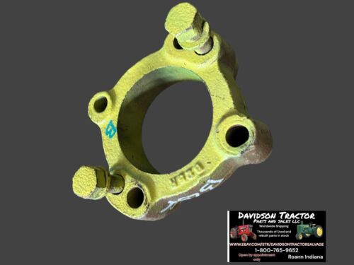 John Deere Unstyled B Original Wheel Hub Clamp Part# B25R Antique Tractor