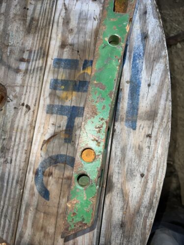 John Deere R39513R VR39513N Left Sway Block