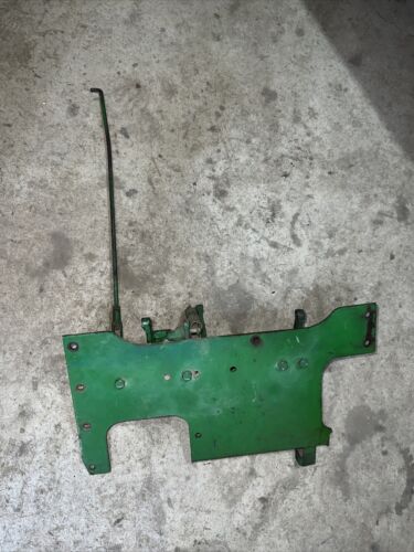 John Deere 2010 Utility Cover Plate Mounting Bracket Antique Tractor
