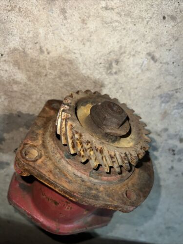 Farmall H Early SH tractor Original IH engine motor distributor drive assembly