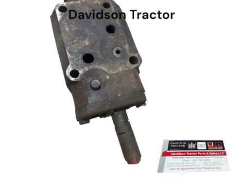 IHC Farmall Hydraulic Block Antique Tractor