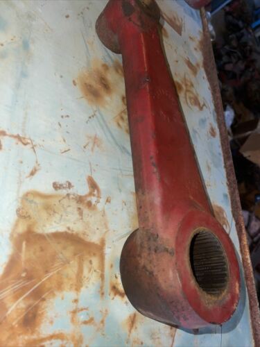 Farmall IHC 656 RC High Utility Tractor ORIGINAL IH Right Rockshaft lift arm.