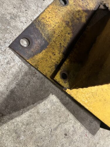 Farmall Cub 184 185 Tractor IH seat bracket & battery tray holder