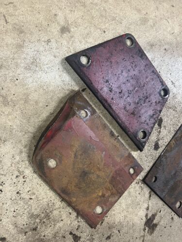 International T9 TD9 Crawler Dozer Brackets