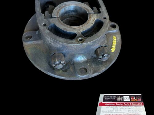 JOHN DEERE B124R MAIN BEARING WITH CAP HOUSING ANTIQUE TRACTOR