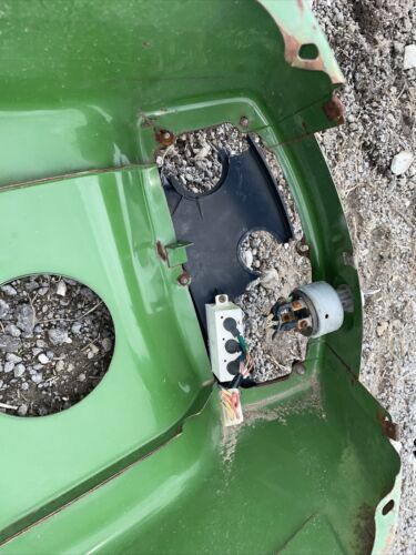 John Deere 750 Dash Shroud Cowl Fuel Tank Cover CH15234