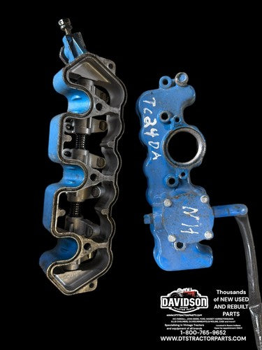 TC 24 New Holland Valve Cover Rocker Arm Assembly Antique Tractor