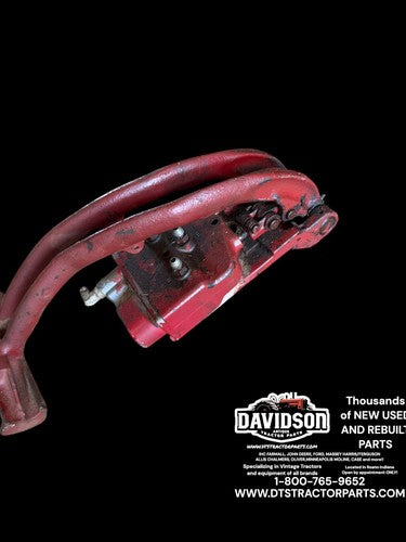 IH Farmall 826 Good Working Brake Valve Assembly W/mounting Bracket And Pedals