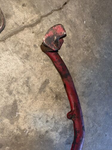 397682R1, Right brake pedal for Case/IH 26, 56, & 66 series tractor