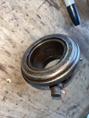 Throw out 3070647R1 SLEEVE for International 354, 2444, 364, 444, 384,