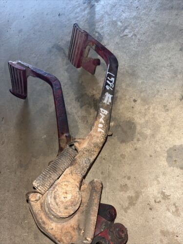 International Harvester 1586 Brake Pedal Assembly Tractor