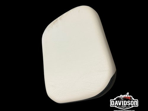 Seat Cushion - Vinyl White/Black fits International 460 560 706 806 371625R91