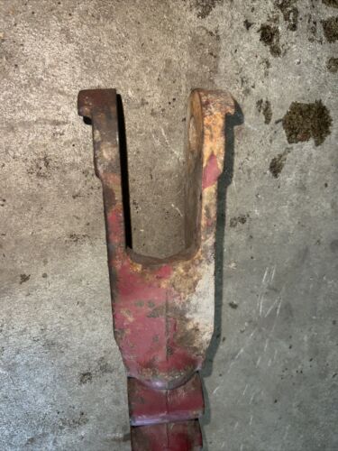 3121965R1 HOUSING Case International parts 584, 885, 268, 248, 258, 585, 684