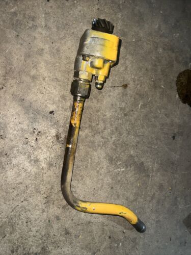 IHC Cub Low Boy 185 Good Working Hydraulic Pump W/line