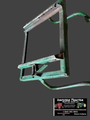 John Deere Late B R 80 Seat Top