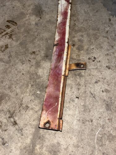 International 364 354 Tractor Under hood skirt LEFT