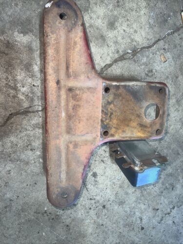 IH mcormick Farmall W6 Rear gas tank Mount/bracket