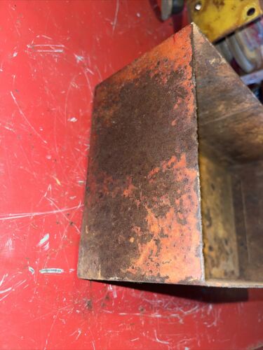 IH Farmall INTERNATIONAL 300 350 400 450 TOOLBOX ON TOP OF TORQUE  GOOD SHAPE