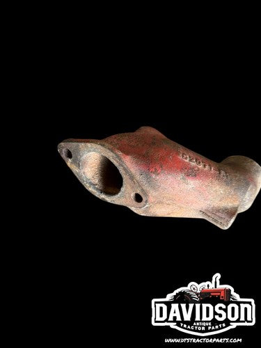 Farmall Cub IH 154 upper water casting 352071-R1 Antique Tractor