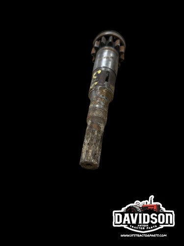 IH/ Farmall Cub Tractor Left Rear Short Drive Gear Axle Shaft