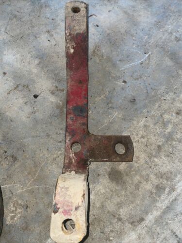 IH Farmall 400 Fast Hitch hydraulic Cylinder Bracket 520030R11 Antique Tractor