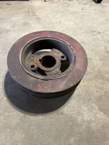International Tractor  Crankshaft Damper 9” Pulley 606-786-C92 Antique Tractor