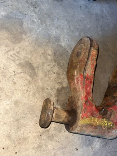 Center Steering Arm IH International 531235R1 USED 1066