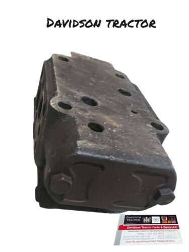 IHC Farmall Hydraulic Block Antique Tractor