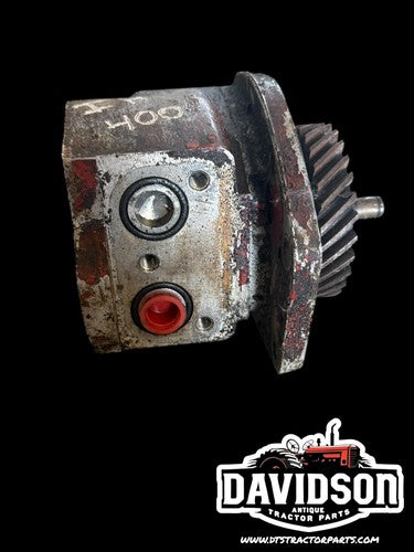 Farmall IH 400 450 tractor Good hydraulic pump assembly w/ drive gear