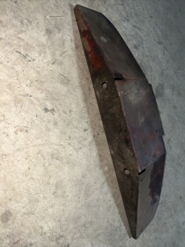 Farmall 504 Rowcrop tractor IH IHC front heat shield bracket