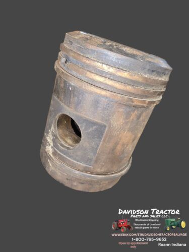 John Deere Unstyled B STD Piston B1772R Antique Tractor