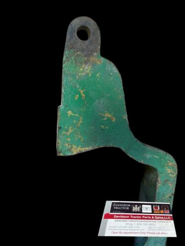 John Deere Implement Attaching Bracket (T22508) New Old Stock