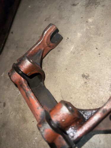USED CLUTCH BEARING RELEASE FORK FOR FARMALL M MD MTA TRACTOR 5800DB