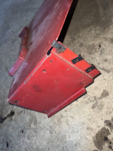 IH International 1586 Shift linkage Cover Antique tractor