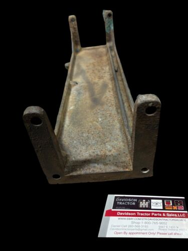 John Deere G Radiator Side Casting Support F660R