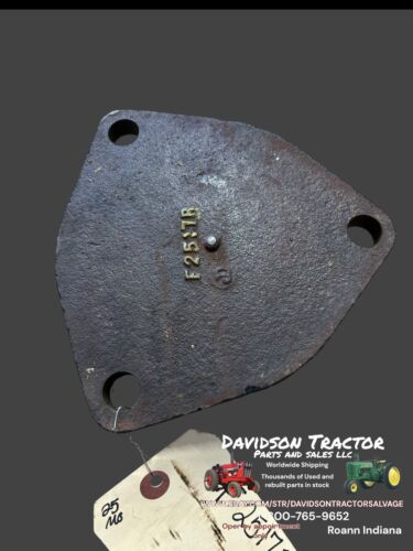 John Deere 720 730 differential housing bearing quill F2517R