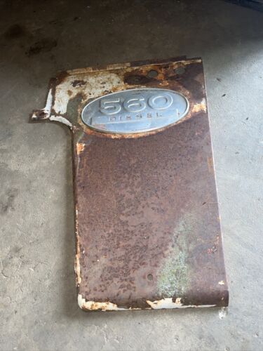 Farmall 560 IH tractor front radiator side hood cover panel w/ emblem RIGHT