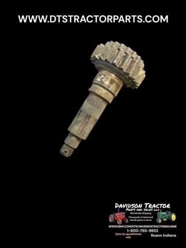 JOHN DEERE 70 TRANSMISSION DRIVESHAFT GEAR F2366R AF2351R