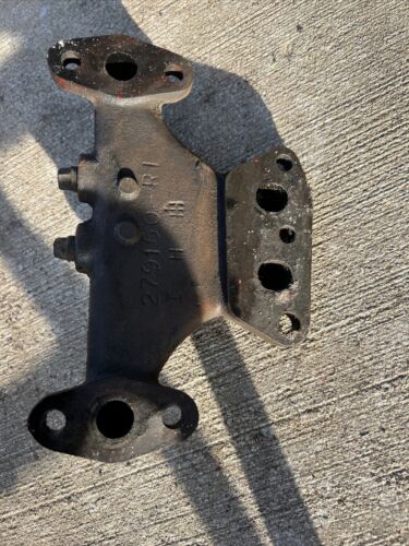 IH Farmall Manifold 279160R1 oil cooler
