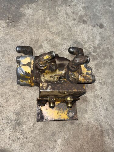 International 444 IH tractor hydraulic control flow valve to powersteering steer