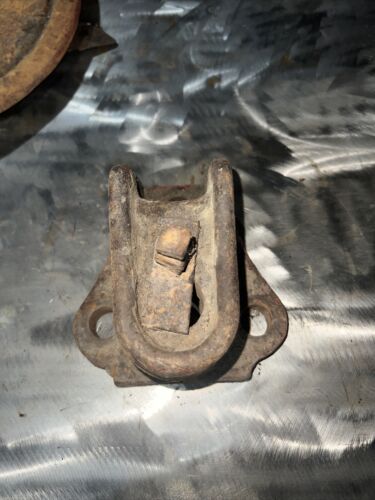 farmall h good condition Original IH draw bar support bracket anchor mount