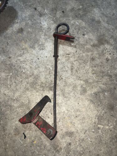 International 300 Utility Tractor Original IHC IH brake lock assembly