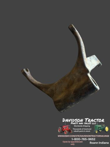 John Deere 3010 Tractor Clutch Fork R27666R