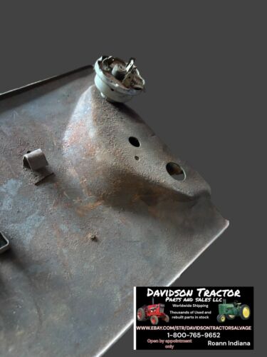 John Deere 3010 4010  Tractor Lower Dash Light Switch Kick Panel