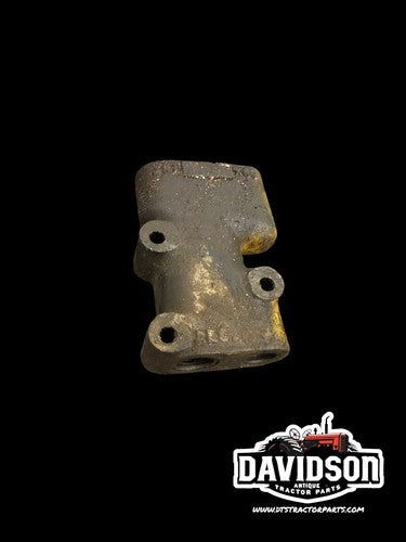 International 504 Utility Hydraulic Valve Housing Antique Tractor